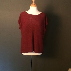 Ann Taylor Loft M Burgundy Short Sleeve Knit Top